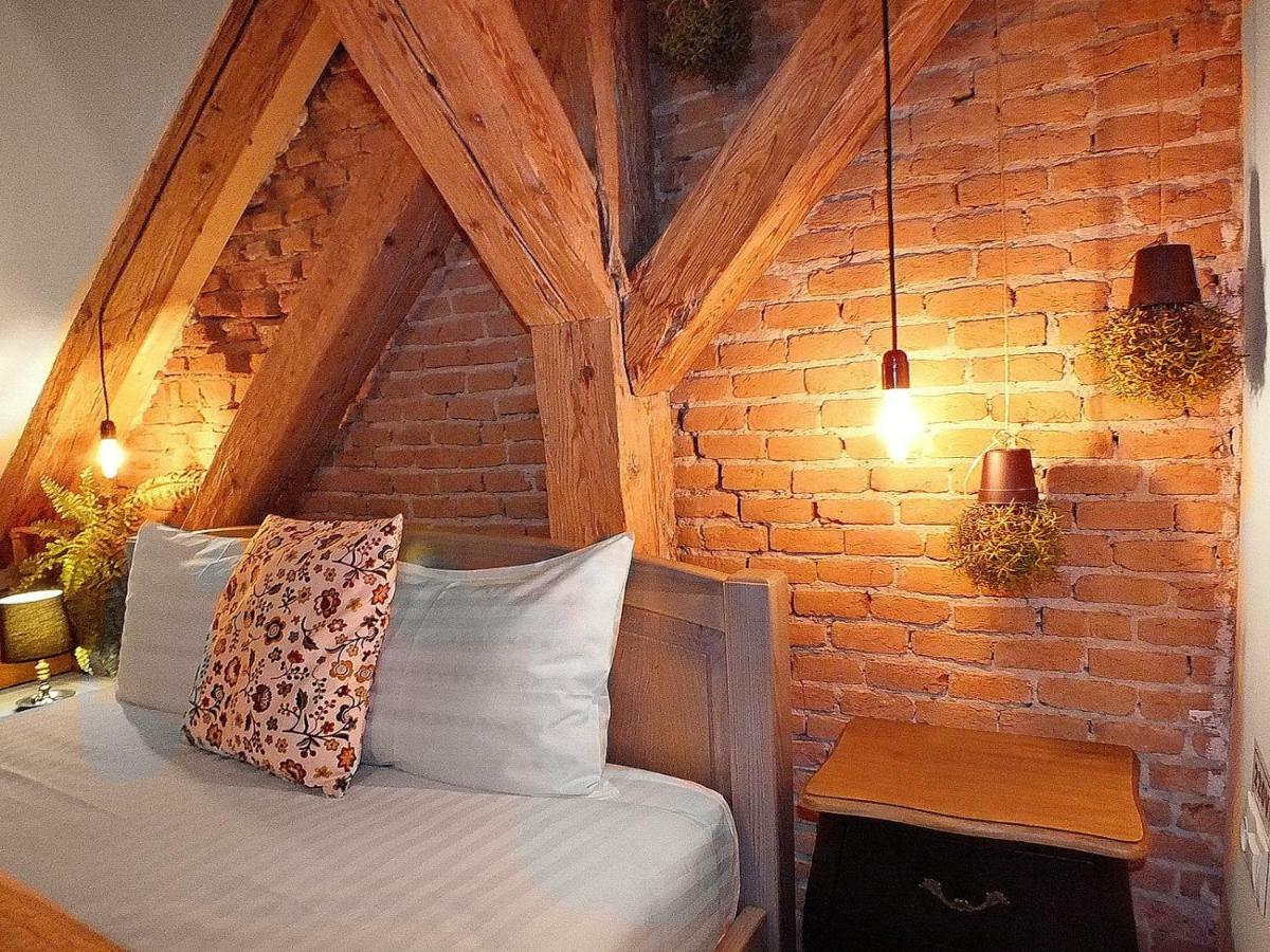 Hotel Wood House Republicii Braşov Exterior foto
